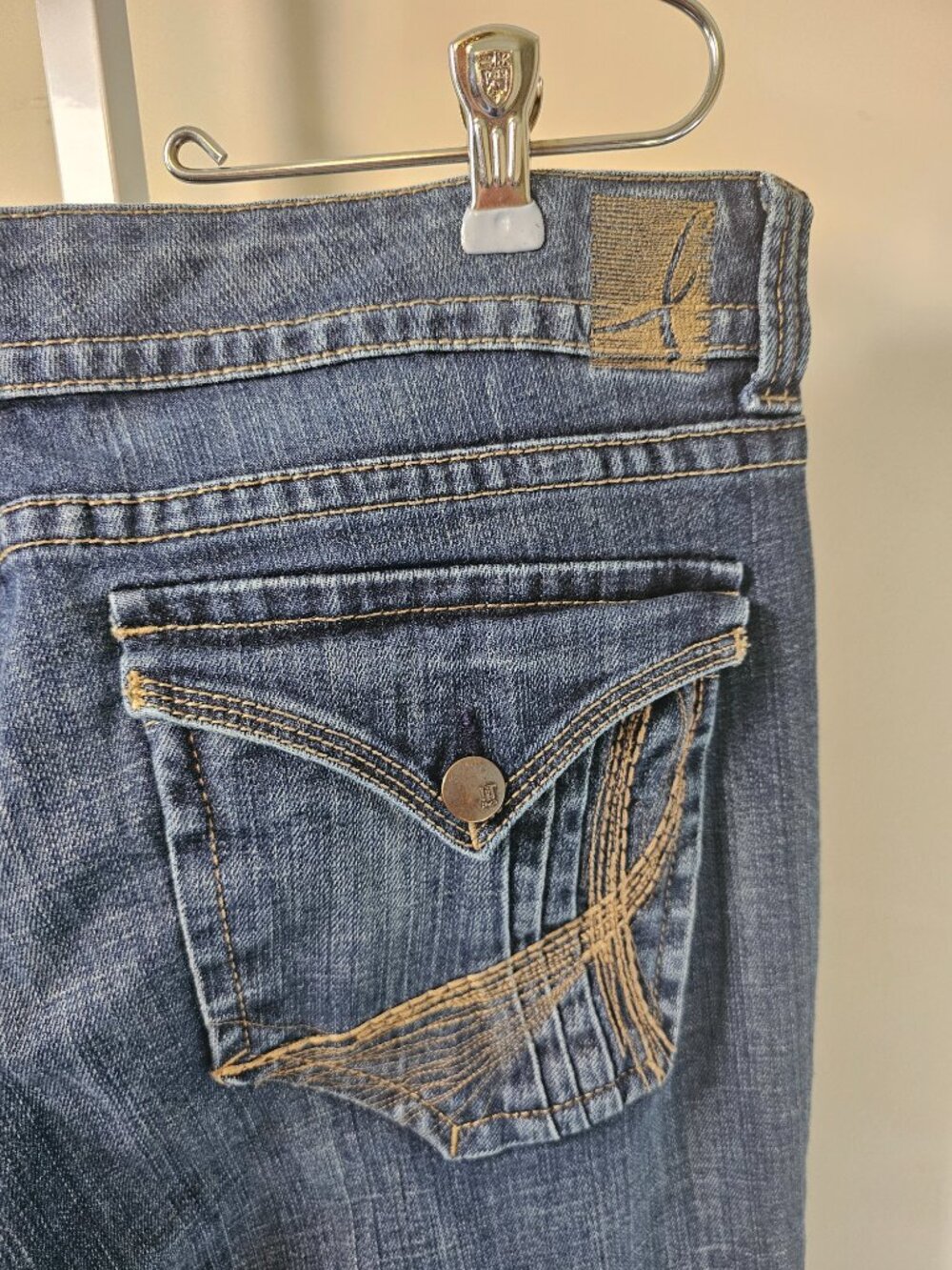 !It Jeans Sophie Blue Grunge Flared Low Rise 32L - Picture 4 of 9